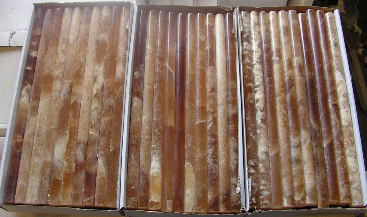 5/8" Bullnose Caramella Polished - Image 3